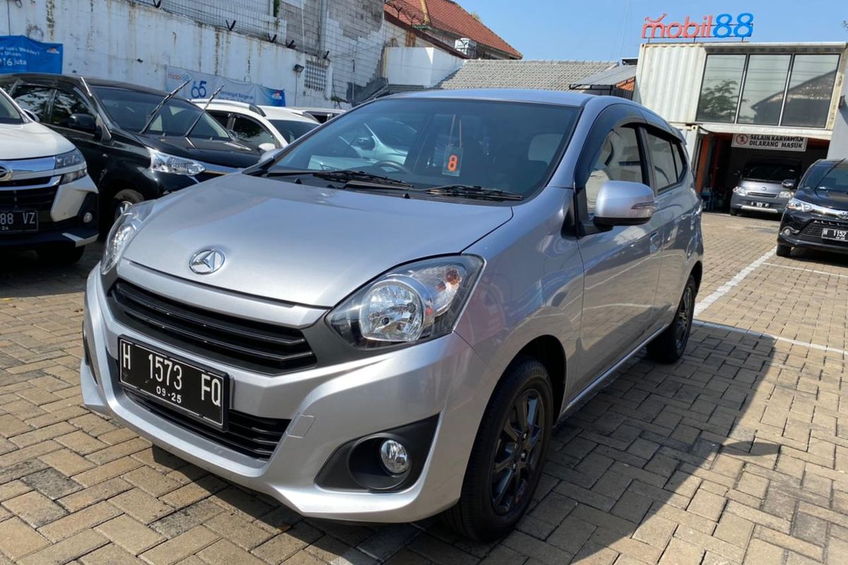 Update Harga Mobil Bekas Rp 80 Jutaan, Ada Ayla hingga Kijang Innova