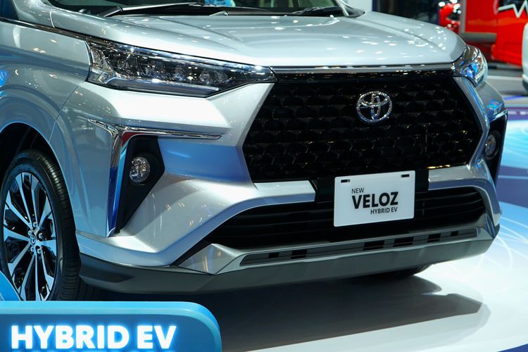 Simulasi Kredit Toyota Veloz Hybrid, Per Bulan Mulai Rp 6 Jutaan