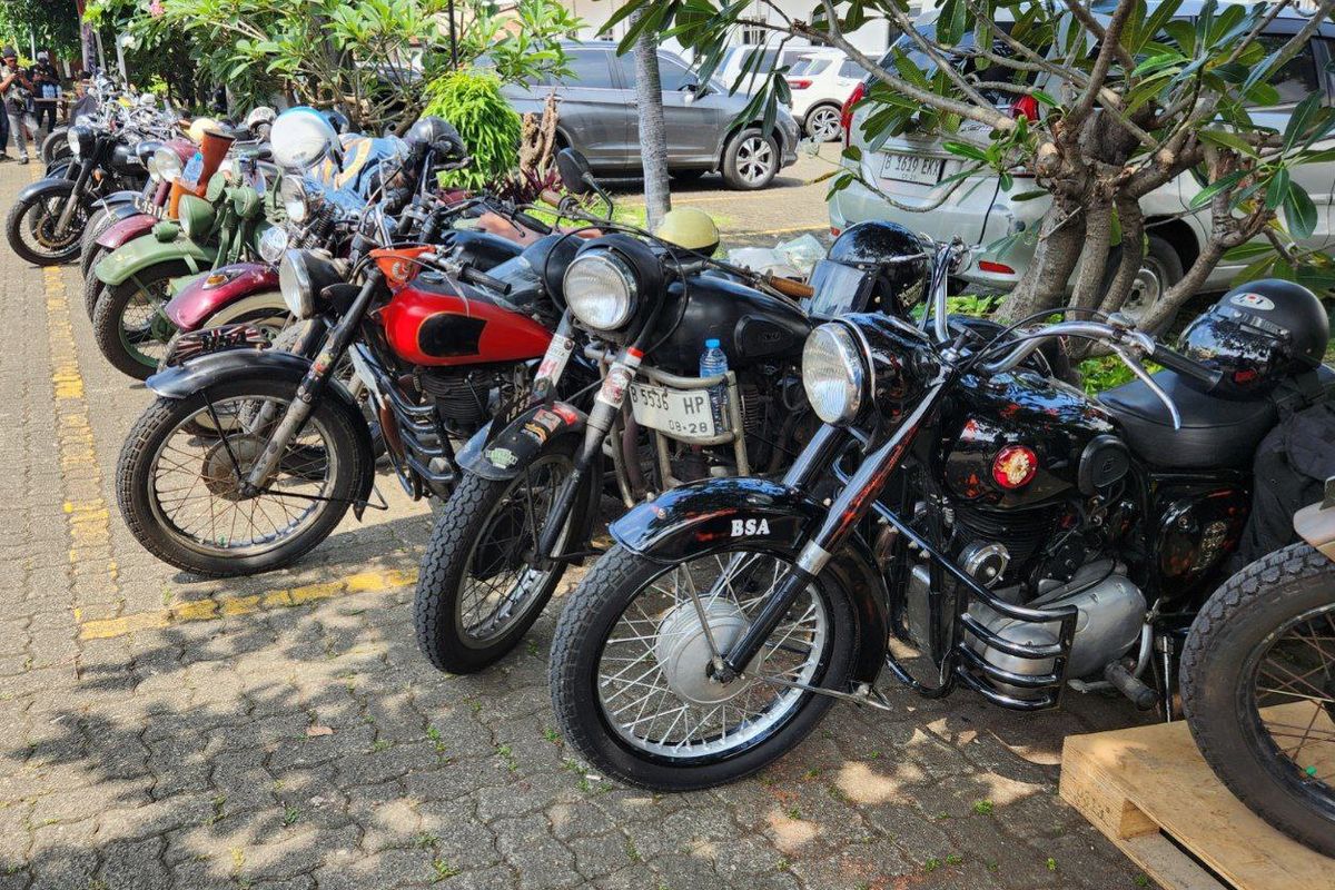 Suka Duka Rawat Motor Klasik, Kanibal Suku Cadang hingga Mesin Bubut