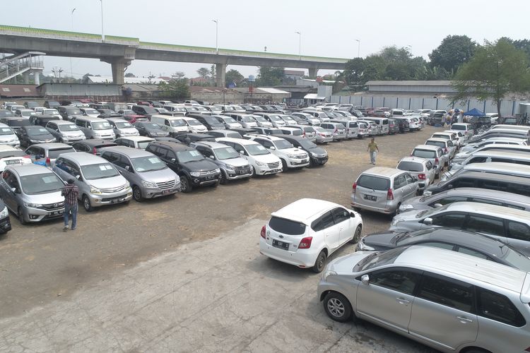 Apakah Perorangan Bisa Menjual Mobil Bekas di Balai Lelang?