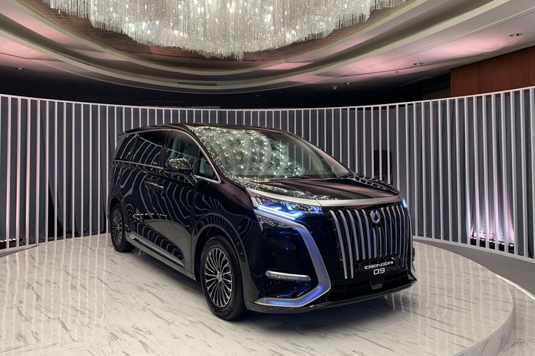 Denza D9 Sudah Terjual 800 Unit di Jawa Timur