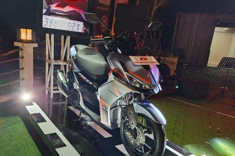 Yamaha Aerox vs QJMotor Viento 180: Siapa yang Unggul?