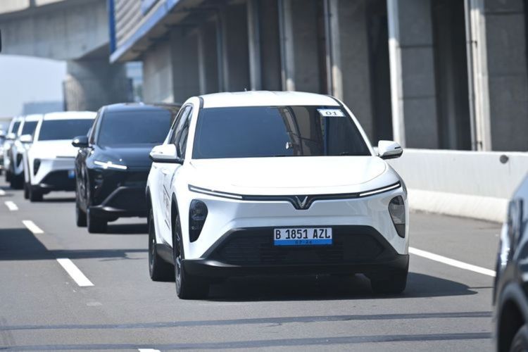 Pabrik Subang Beroperasi, VinFast Mulai Kirim VF MPV 7