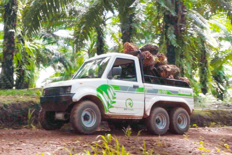 Kendaraan Listrik Mulai Masuk Sektor Perkebunan