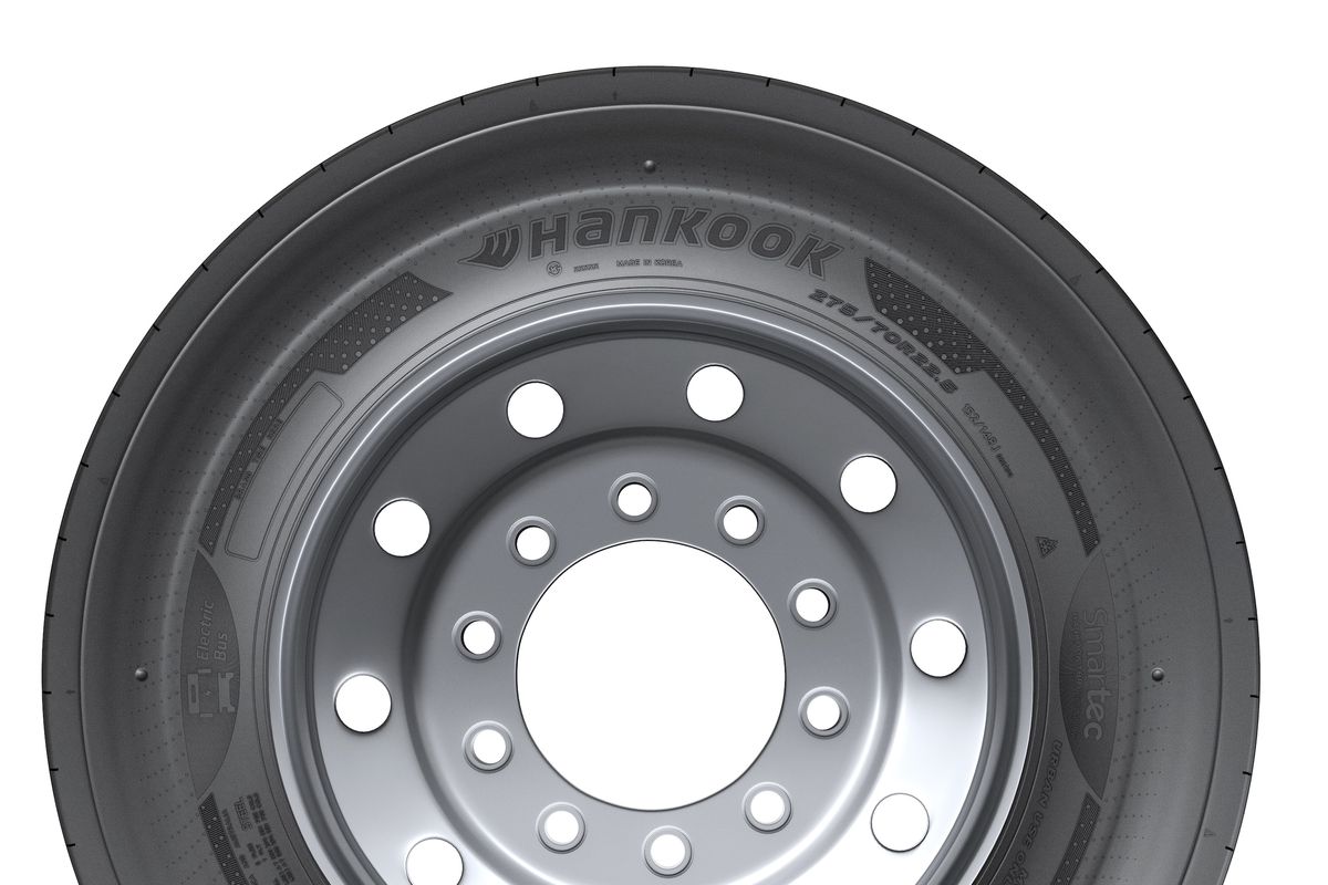 Hankook Jadi Pemasok Ban Bus Listrik VKTR untuk Transjakarta