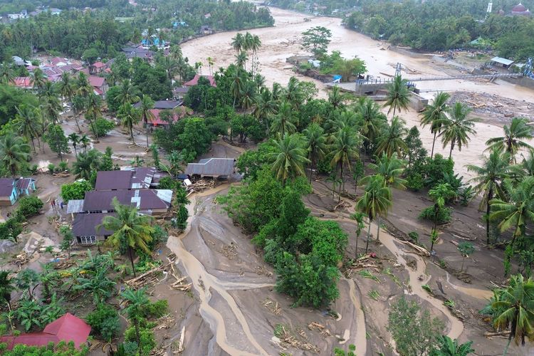 Daftar Jalan yang Tidak Bisa Dilalui Akibat Banjir Sumatera