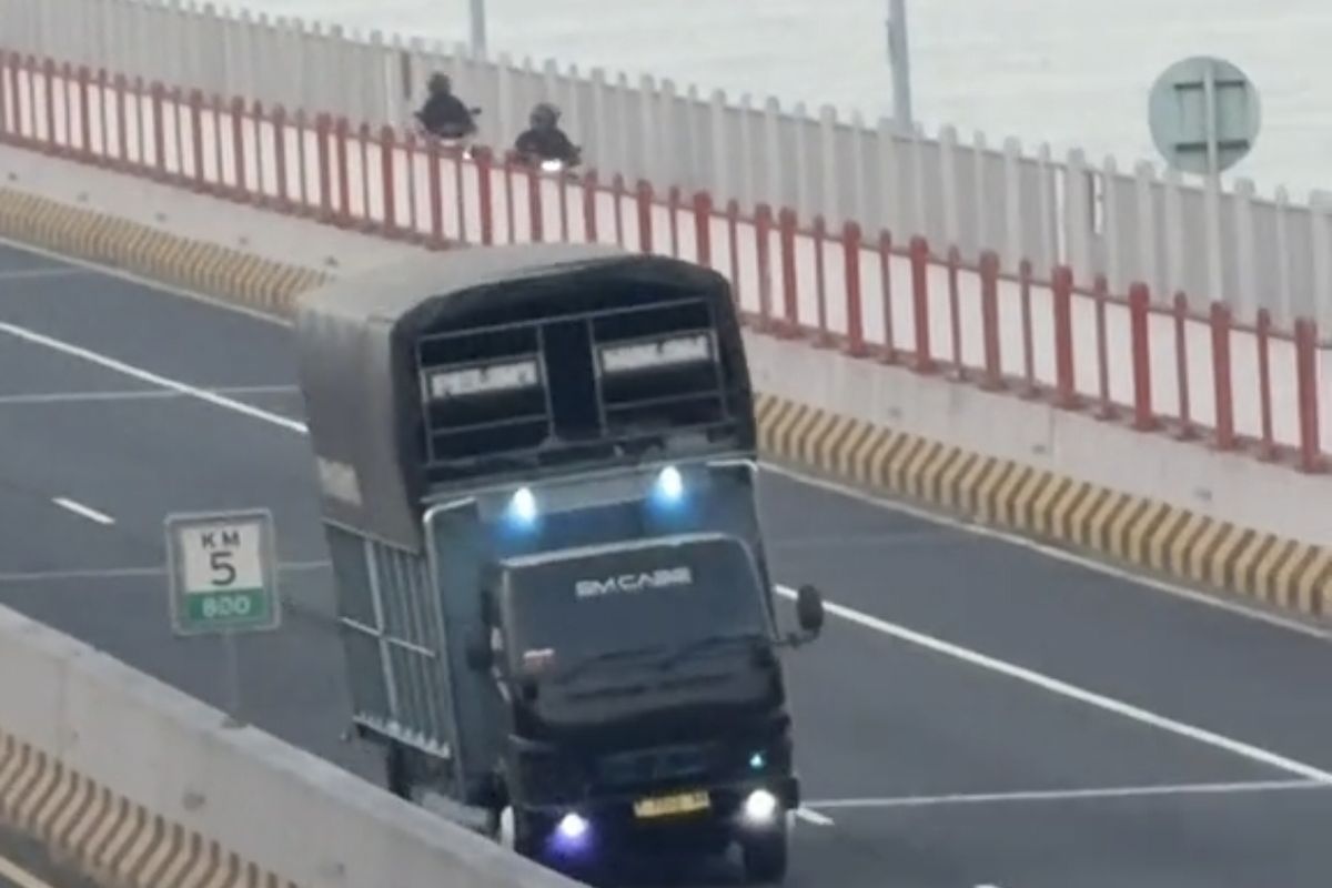 Video Truk Ugal di Suramadu, Pakar: Jalan Raya Bukan Atraksi