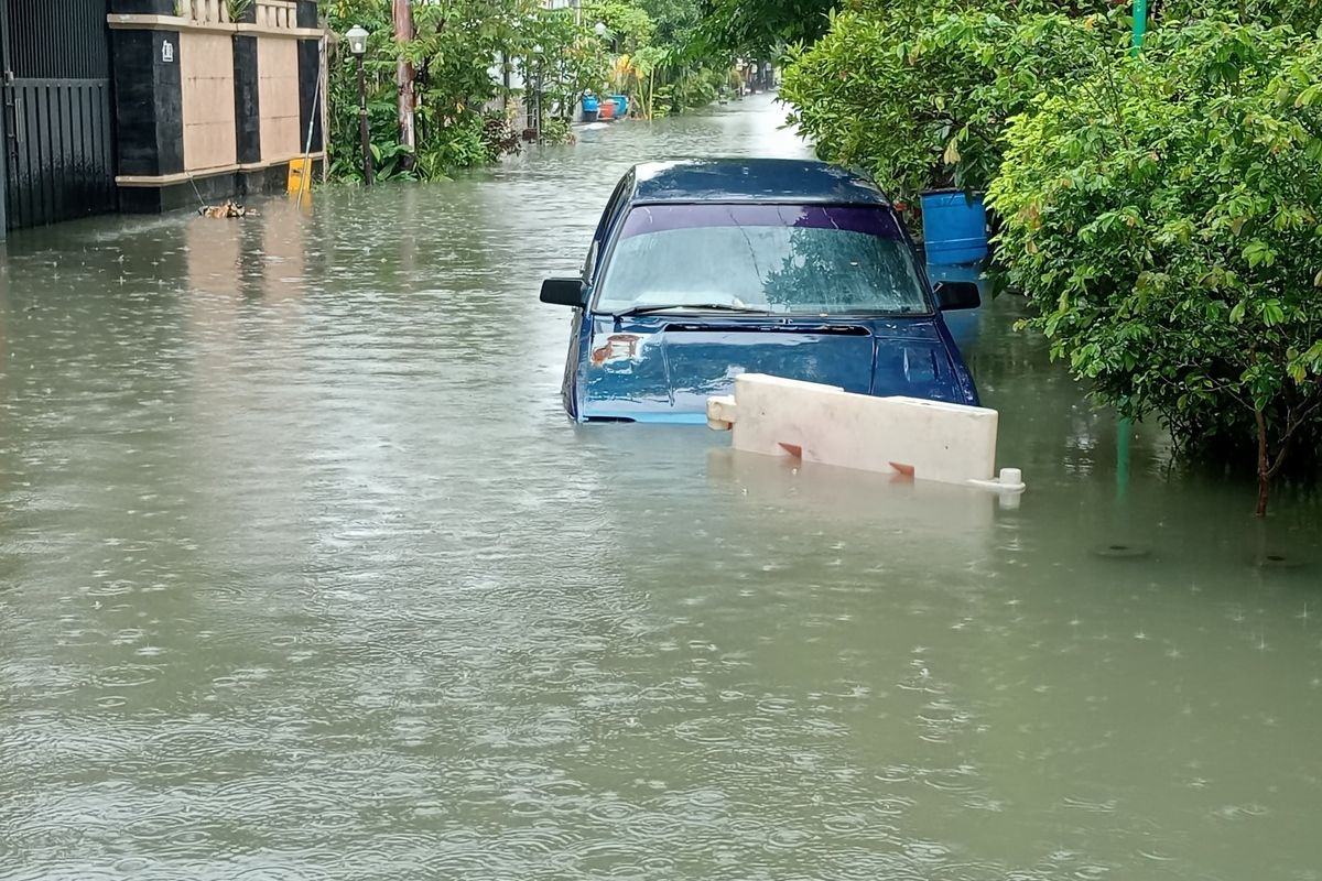 Jangan Tergiur Mobil Bekas yang Pernah Terendam Banjir meski Harga Lebih Murah