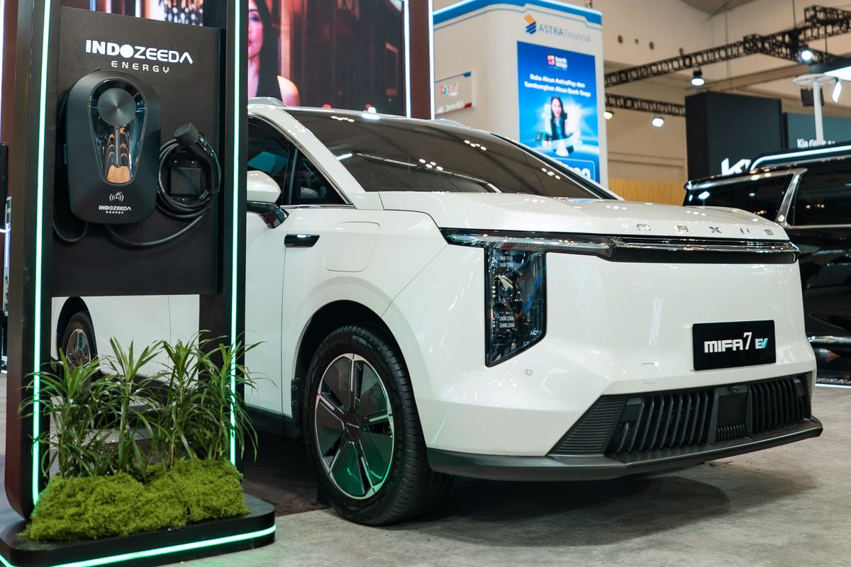 Pilihan MPV Mewah dengan Jarak Tempuh 570 Km