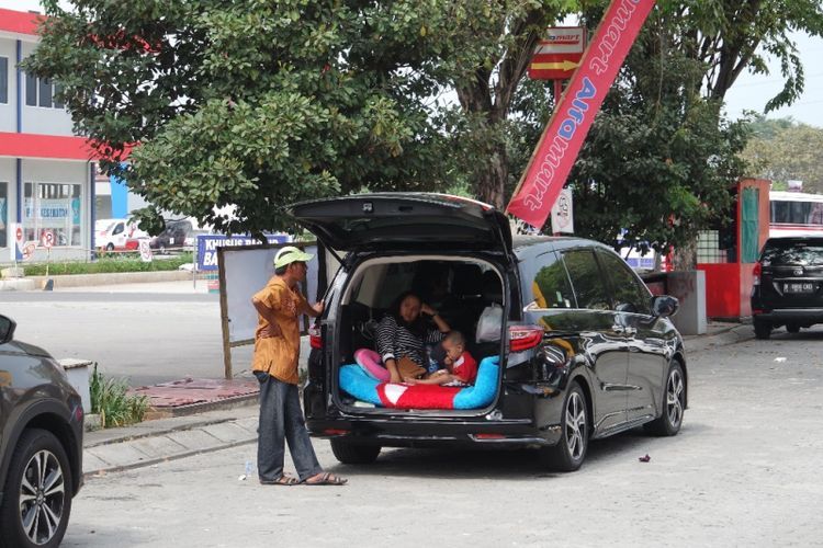Bahaya, Jangan Gelar Kasur di Mobil Saat Perjalanan Mudik