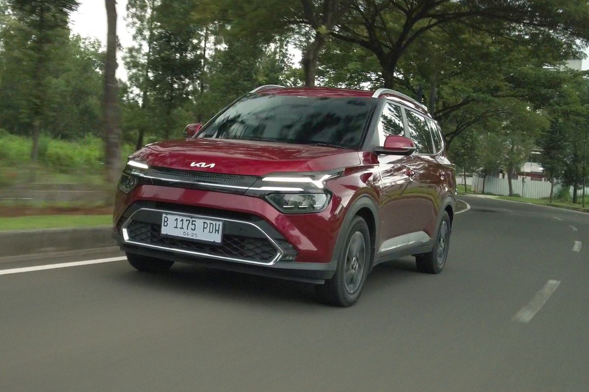 Kia, Tes Lengkap Kia Carens 1.5, dari Desain sampai Biaya Servis