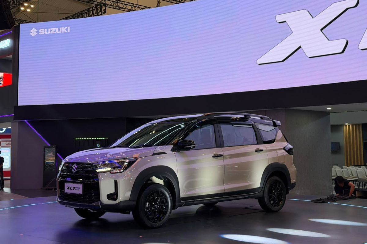 Suzuki Bidik Penjualan XL7 2.200 Unit di GIIAS 2026