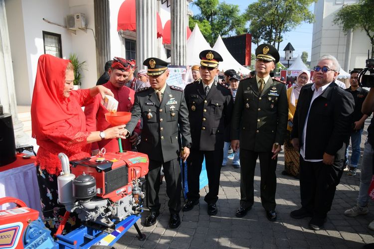 Kisah Bank Sampah Banjarnegara, Ubah Plastik Jadi BBM