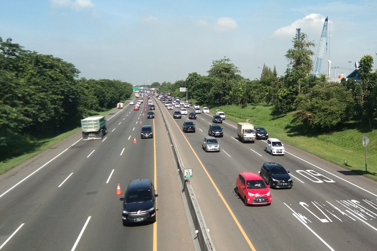 Antisipasi Macet Libur Maulid, 2 Jalan Tol Ini Terapkan Contraflow