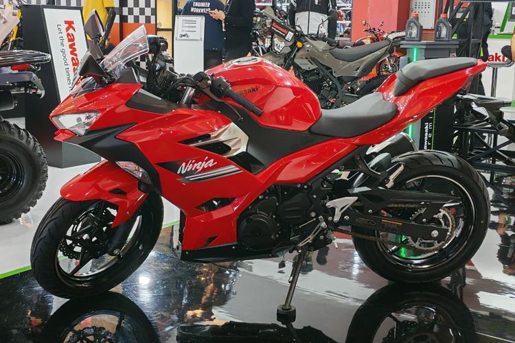 Terbatas, Ninja 250 Hanya Dibanderol Rp 44,9 Juta di IIMS 2026