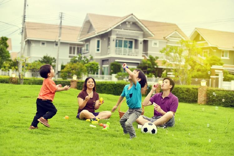 Hati-hati Pasang Stiker “Happy Family” di Mobil: Lindungi Data Pribadi