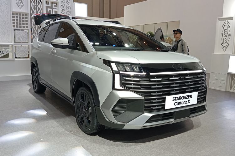 Adu Harga LSUV September 2025, Suzuki Tambah Varian XL7 Hybrid