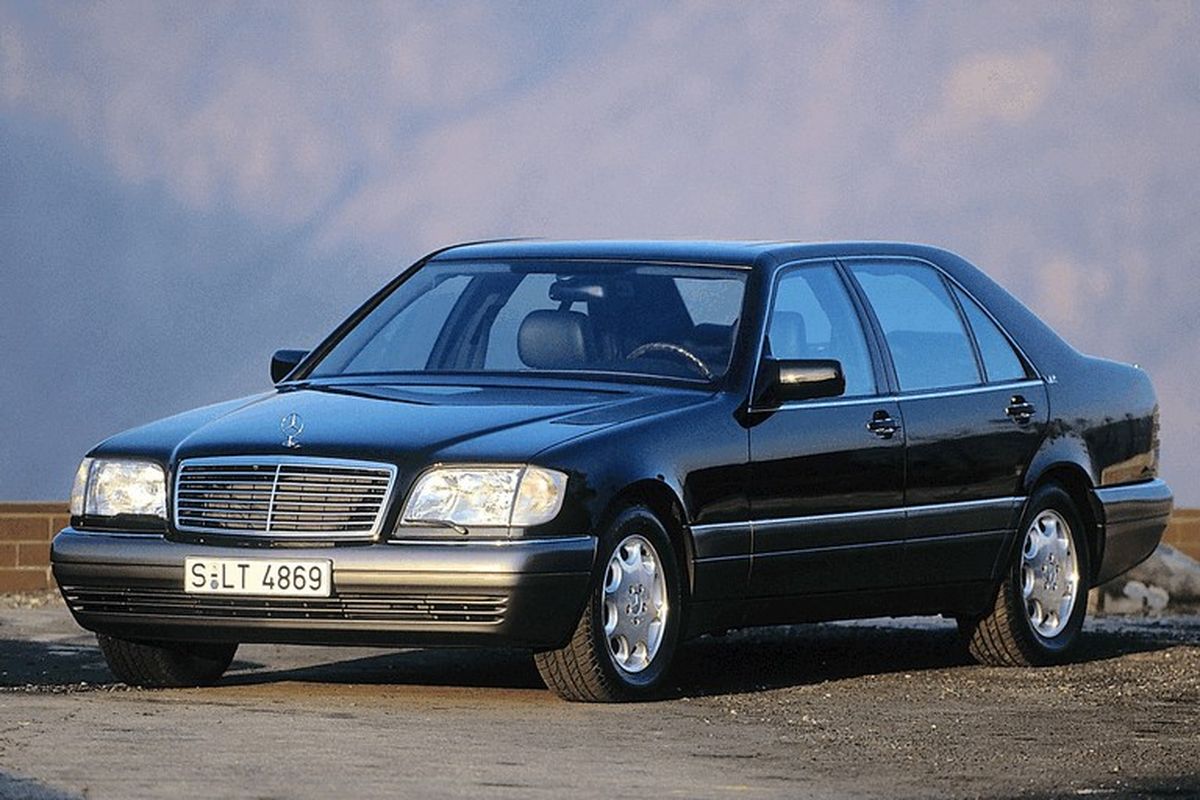 Perawatan Mobil Mercedes-Benz Lawas, Ini Kata Diler