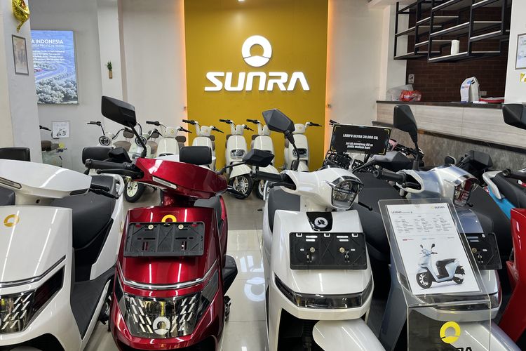 Pemain Motor Listrik Sambut Hadirnya Motor Listrik Nasional