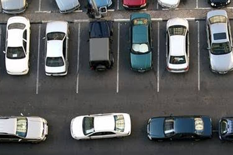 Mengenal Shift Lock, Fitur Mobil Matik buat Parkir Paralel