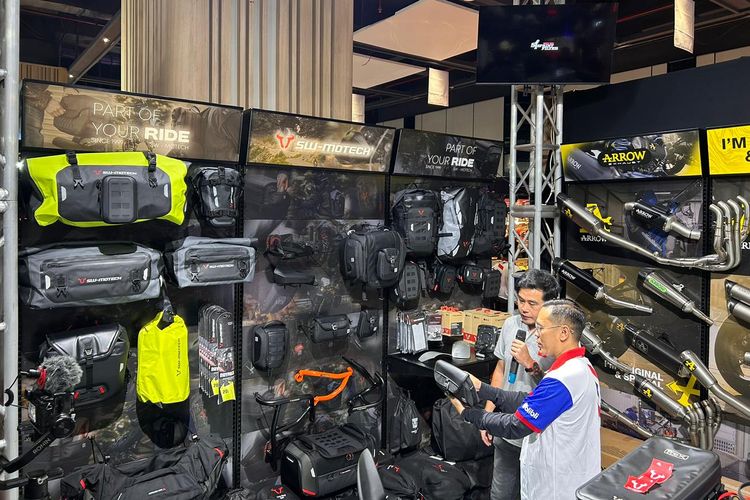 Pilihan Perlengkapan Touring Penunjang Perjalanan