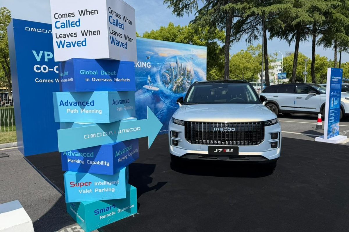 Jajal Valet Parking Otomatis Omoda Jaecoo, Bisa Cari Parkir Sendiri