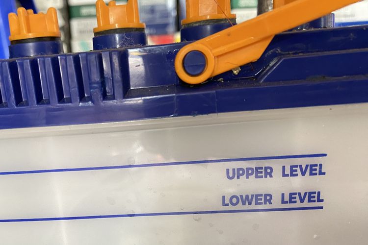 Kesalahan Umum Saat Merawat Aki Mobil