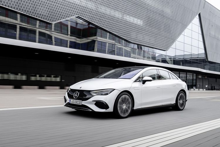 Mercedes-Benz Mau Suntik Mati EQE dan EQE SUV
