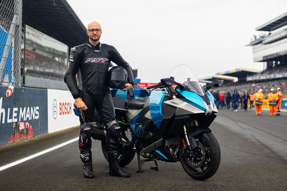 Motor Hidrogen Kawasaki Sukses Putari Sirkuit Le Mans