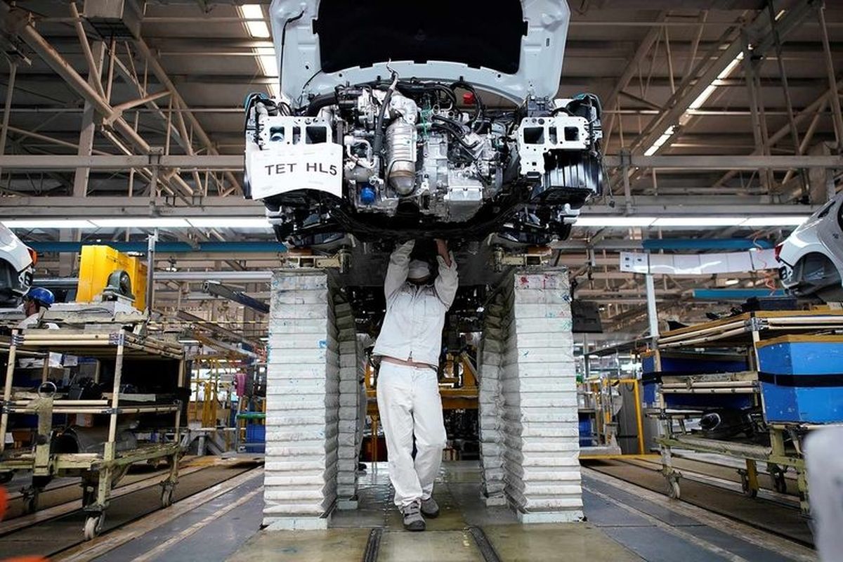 China Rencanakan Restrukturisasi Produsen Mobil Negara