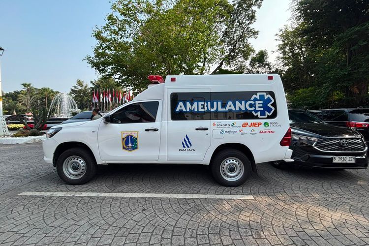 Kronologi Mobil Listrik Halangi Ambulans di Solo, Ini Kata Polisi
