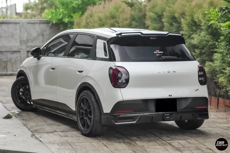 Referensi Modifikasi Aion UT, Pakai Bodykit Thailand Jadi Lebih Sporty