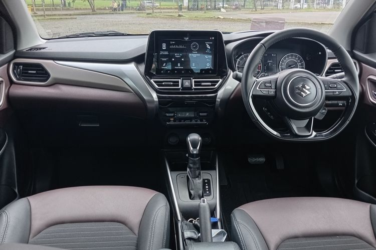 Biaya Perawatan Suzuki Fronx SGX hingga 100.000 Km