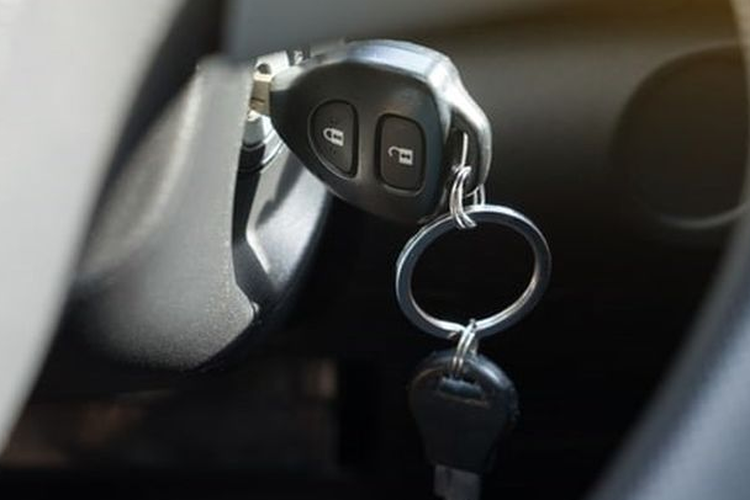 Benarkah Mobil Keyless Bisa Dibobol dengan Relay Attack?