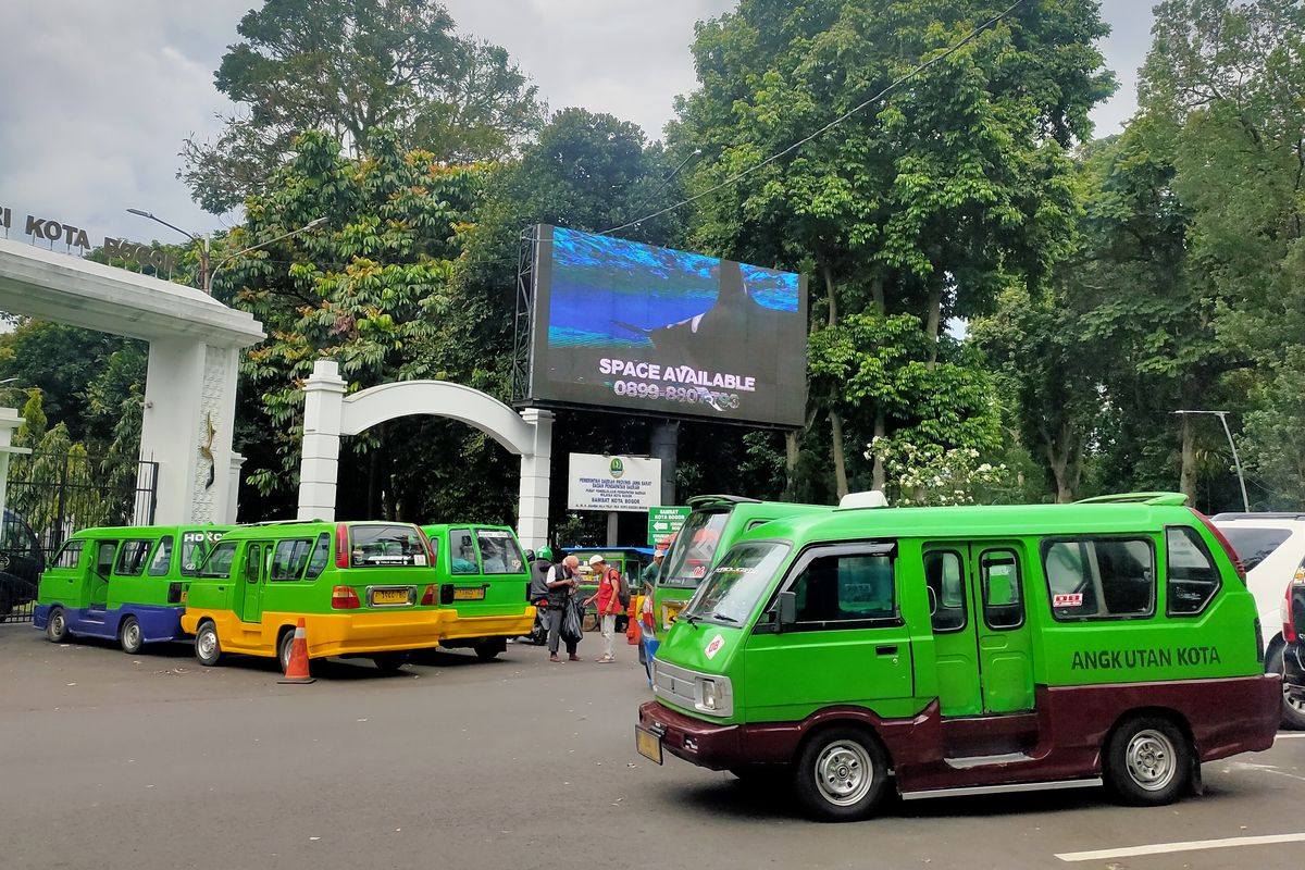 Curhat Sopir Angkot Bogor Setelah Angkot Tua Dilarang Beroperasi