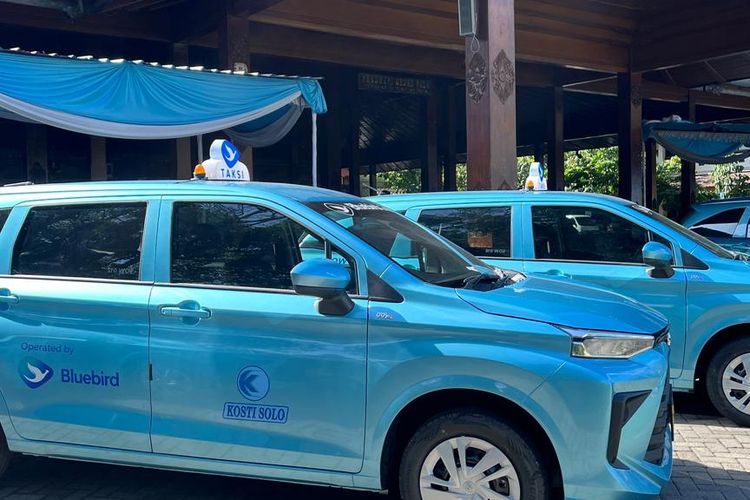 Strategi Bluebird Hadapi Harga BBM: CNG dan EV Jadi Andalan