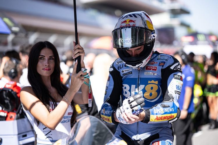 Pebalap Minta MotoGP Perketat Regulasi Pencopotan Lapisan Visor Helm