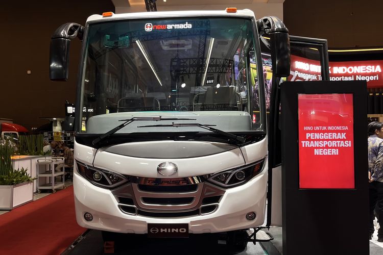 Hino Bus 136 MDBL 4x4: Harga Sasis Mulai Rp 625 Juta