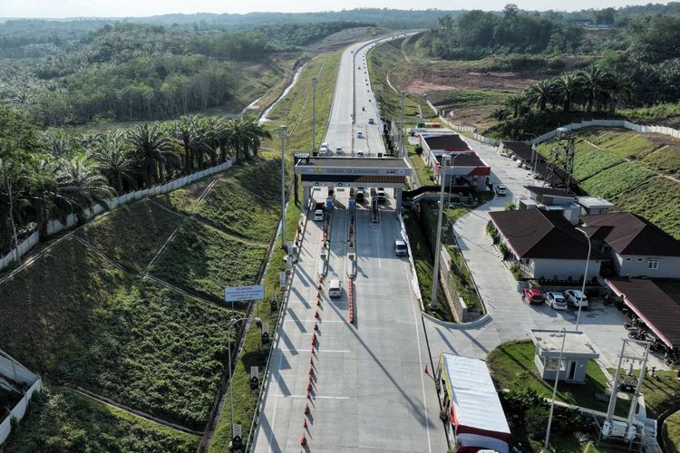 Jangan Coba Mundur! Ini Langkah Aman Saat Kelewatan Exit Tol