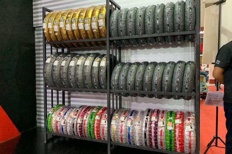 Kendala Mencari Ban buat Motor Listrik di Indonesia