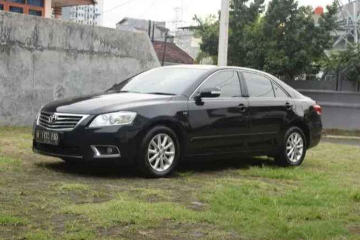 Simak Harga Bekas Toyota Camry, Bisa Rp 200 Jutaan