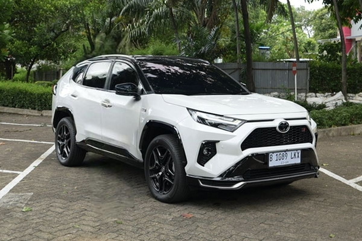 Toyota RAV4 GR Sport PHEV: Spesifikasi dan Fitur Unggulan