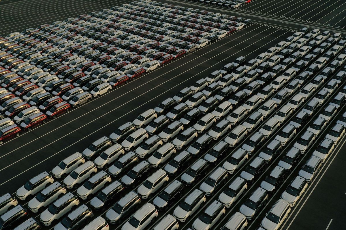 Ekspor Mobil Jadi Angin Segar di Tengah Lesunya Otomotif Nasional