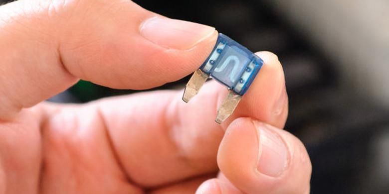 Cegah Motor Tiba-tiba Terbakar, Perhatikan Sekring yang Putus