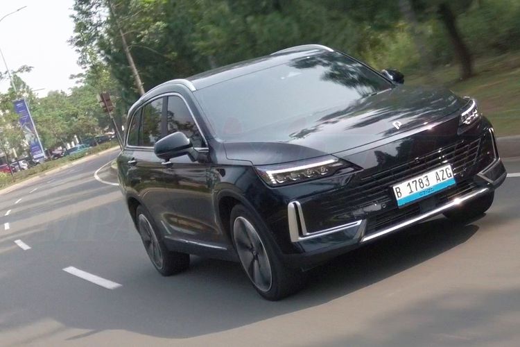 Spesifikasi Lengkap Polytron G3+, SUV Listrik Rp 300 Jutaan