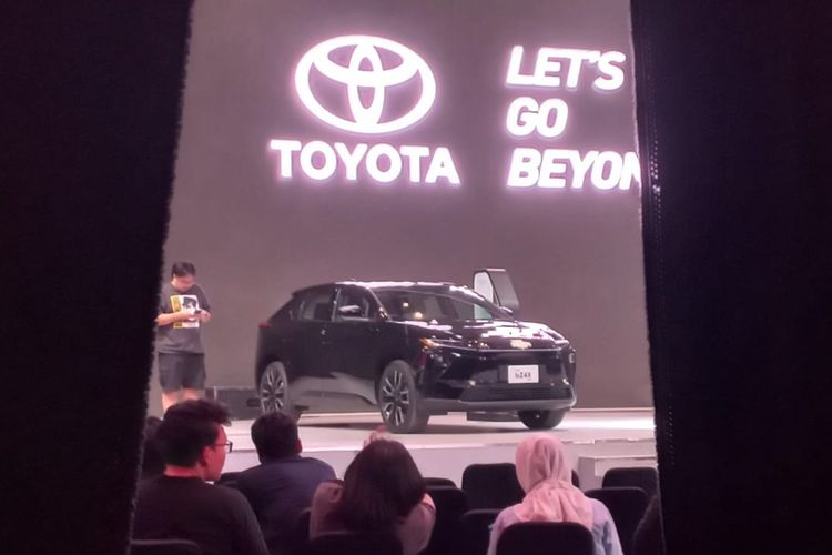 Toyota bZ4X Facelift Bakal Mejeng di GIIAS 2025