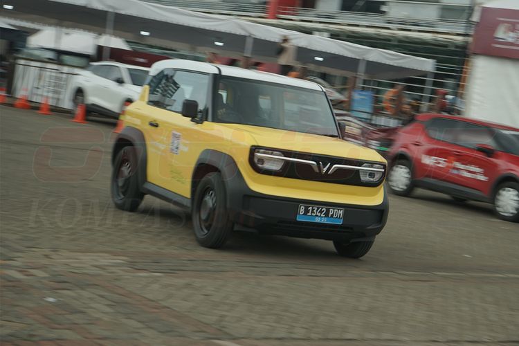 Komparasi Mobil Listrik Mini, Lumin vs Air ev vs VF3