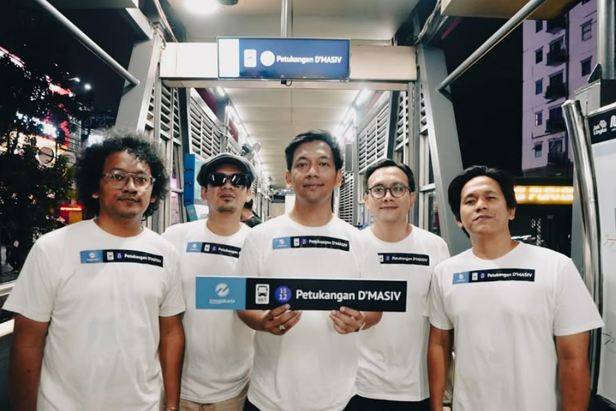 Ini Alasan Halte Transjakarta Petukangan Pakai Nama D’Masiv