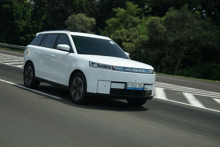 Sudah Dipesan Hingga 300 Unit, Kapan Jaecoo J5 EV Dikirim?