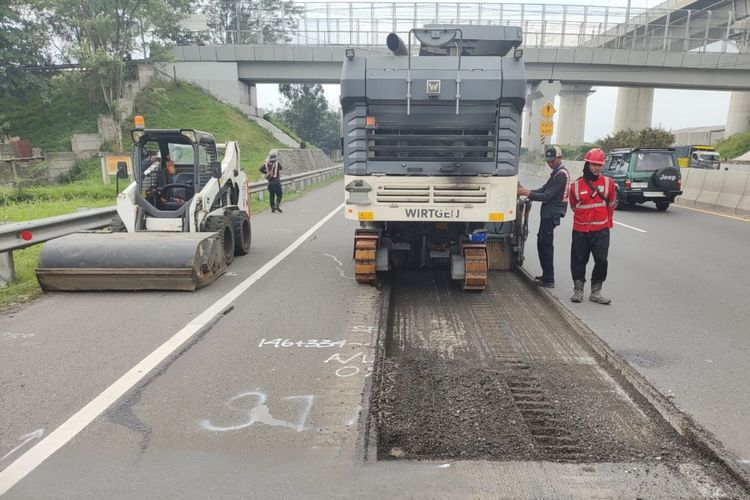 Hati-hati, Banyak Pekerjaan Jalan di Tol Cipularang dan Padaleunyi